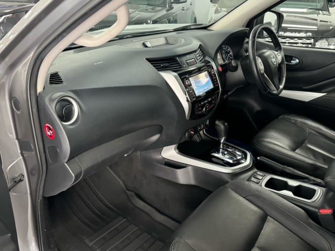 2025 Nissan Navara