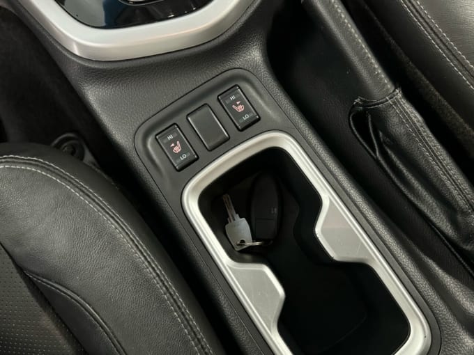 2025 Nissan Navara