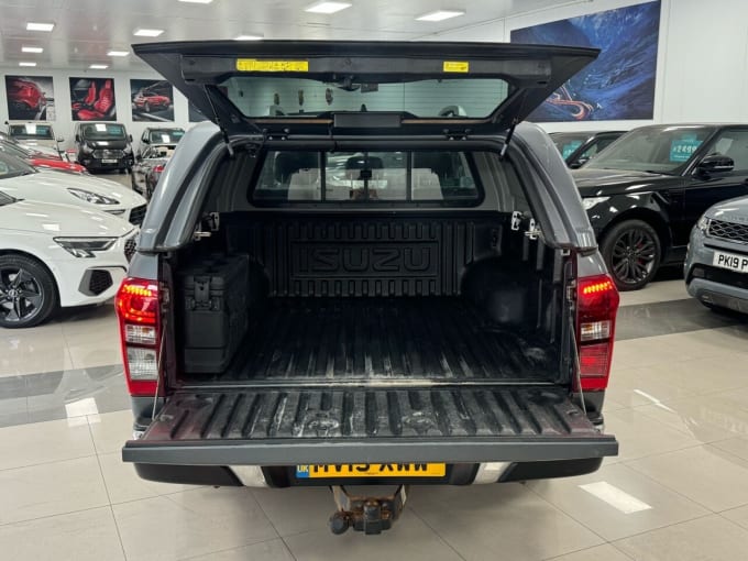 2025 Isuzu D-max
