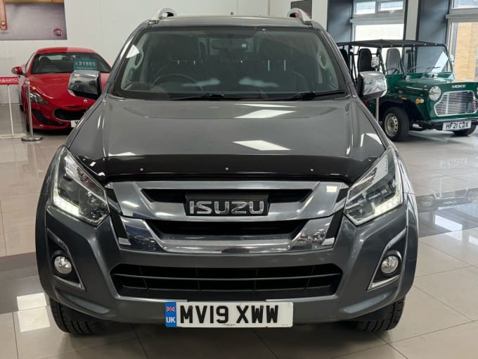 2025 Isuzu D-max