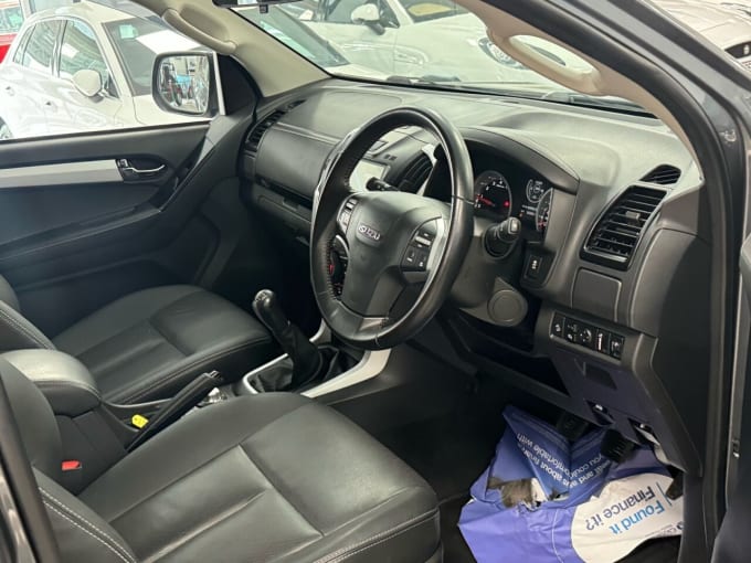 2025 Isuzu D-max