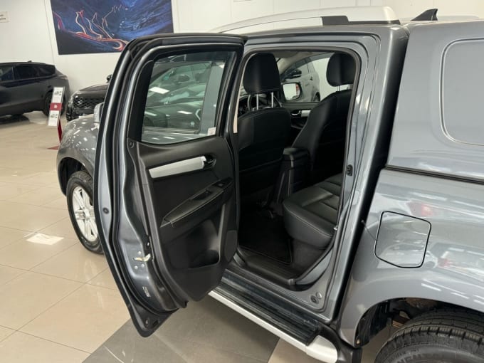 2025 Isuzu D-max