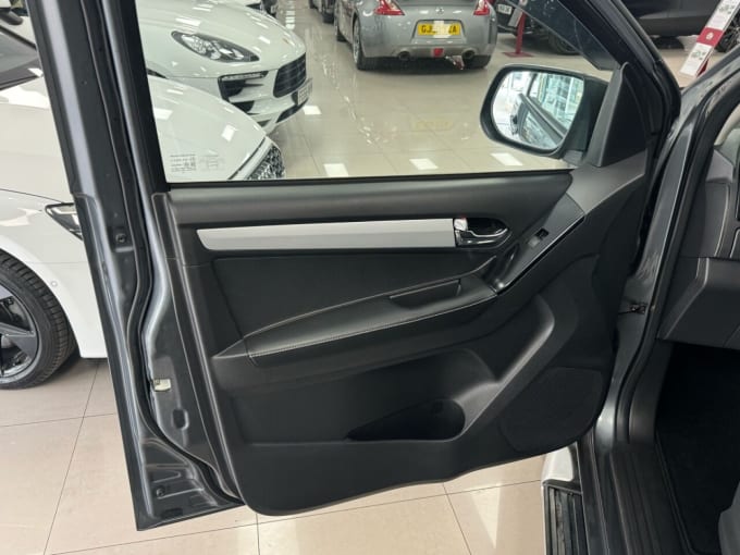 2025 Isuzu D-max