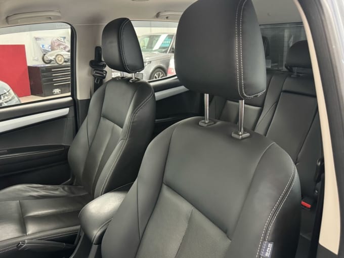 2025 Isuzu D-max