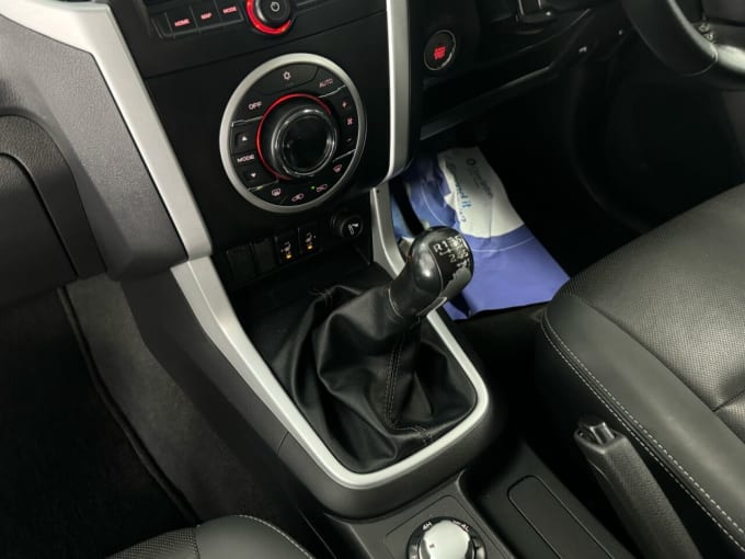 2025 Isuzu D-max