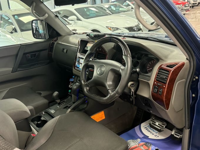 2025 Mitsubishi Shogun