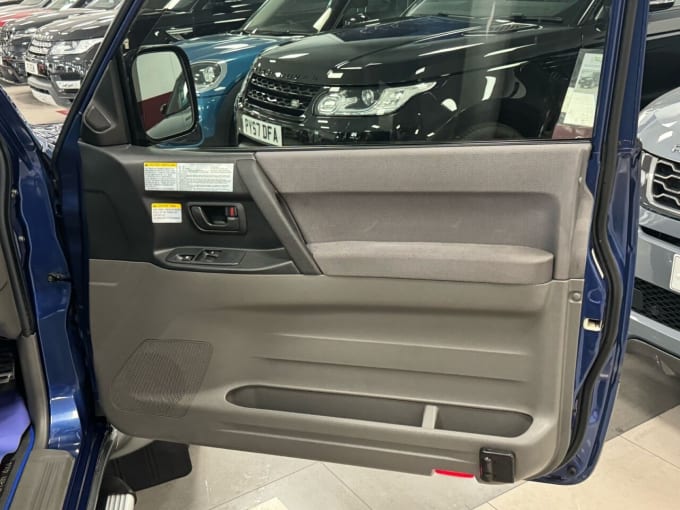 2025 Mitsubishi Shogun