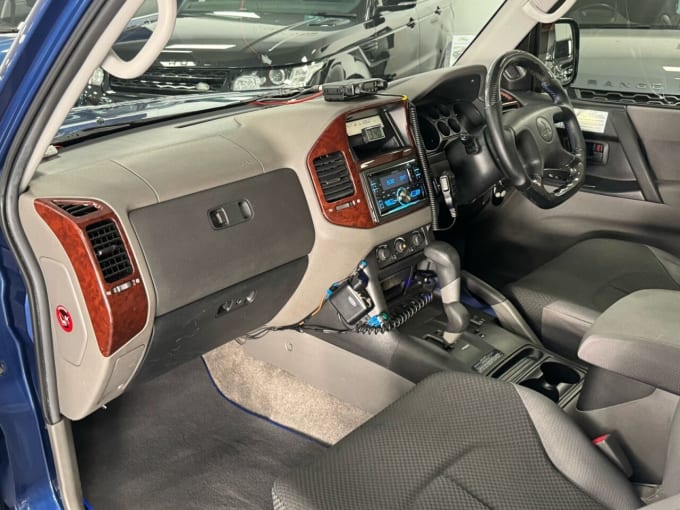 2025 Mitsubishi Shogun