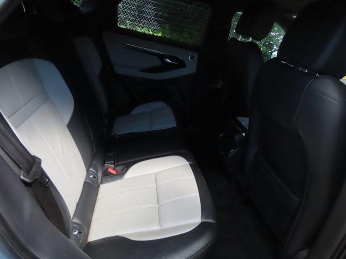 2025 Land Rover Range Rover Evoque