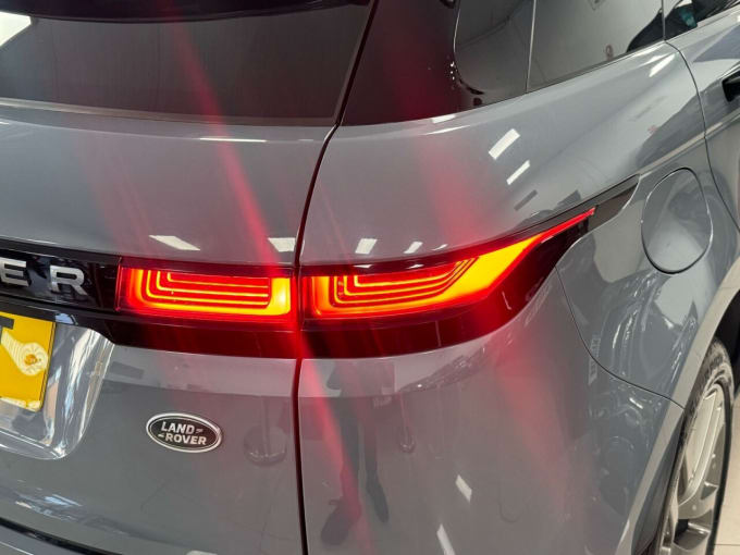 2025 Land Rover Range Rover Evoque
