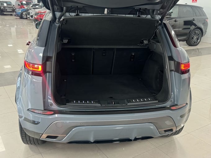 2025 Land Rover Range Rover Evoque