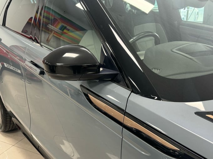 2025 Land Rover Range Rover Evoque