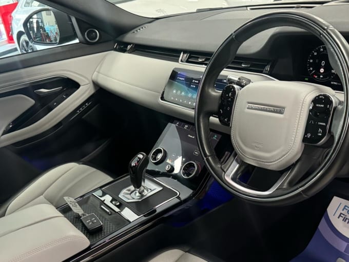 2025 Land Rover Range Rover Evoque
