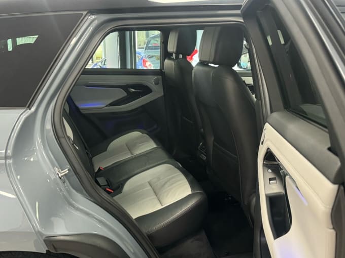 2025 Land Rover Range Rover Evoque