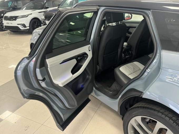 2025 Land Rover Range Rover Evoque