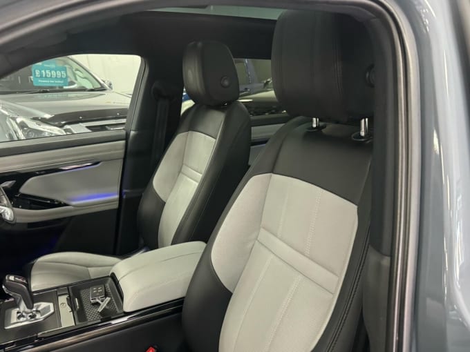 2025 Land Rover Range Rover Evoque