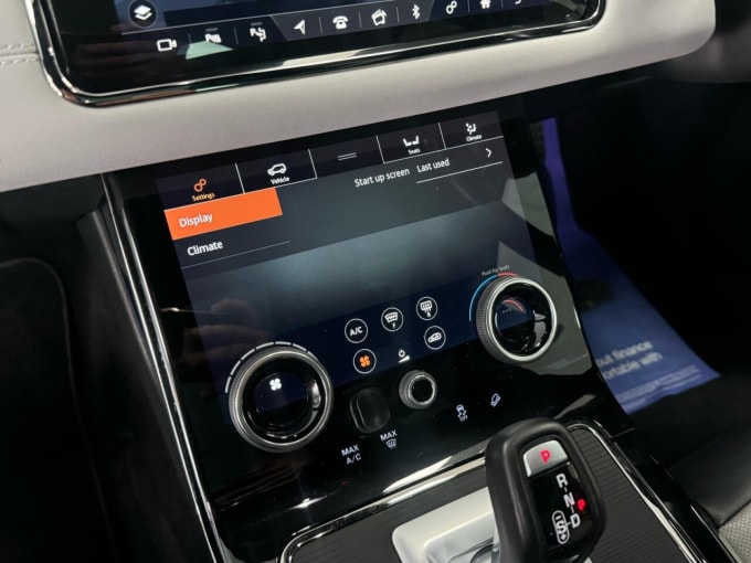 2025 Land Rover Range Rover Evoque