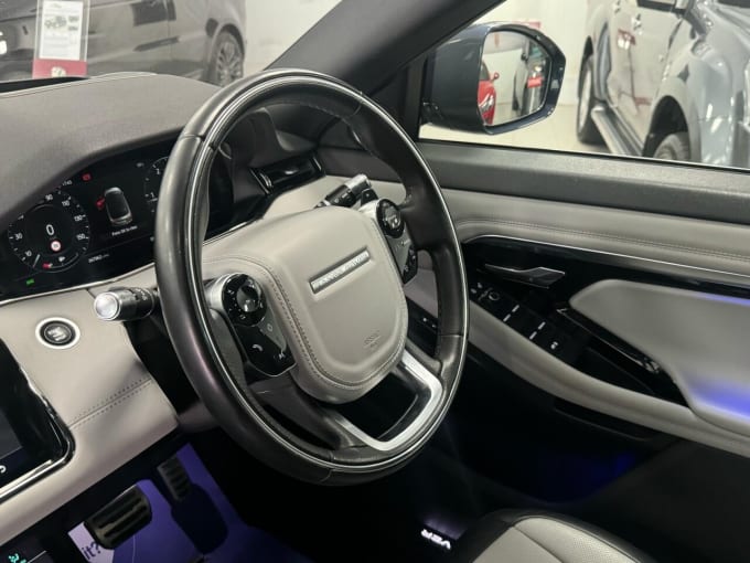 2025 Land Rover Range Rover Evoque