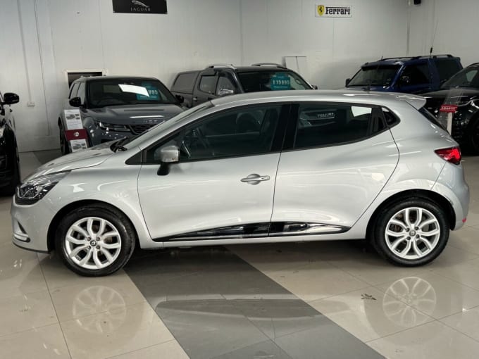 2025 Renault Clio