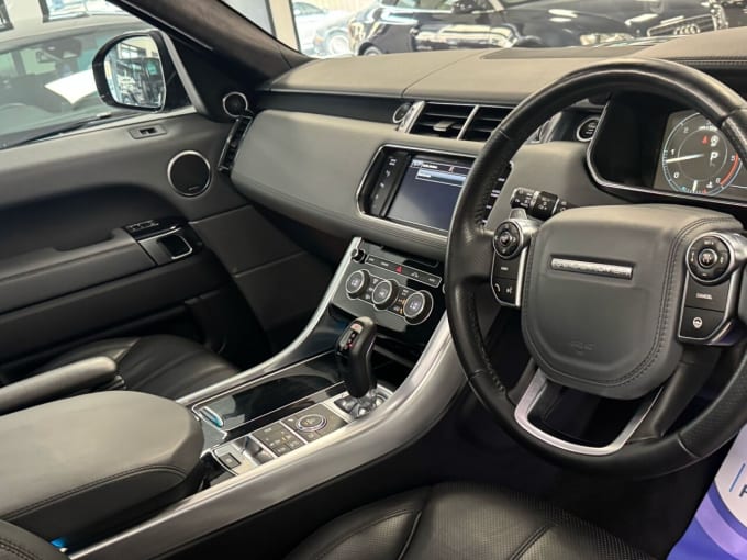 2025 Land Rover Range Rover Sport