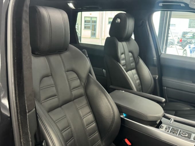 2025 Land Rover Range Rover Sport
