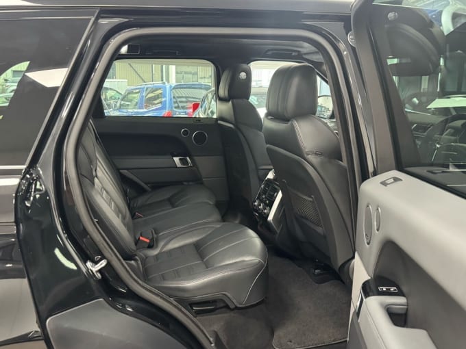 2025 Land Rover Range Rover Sport