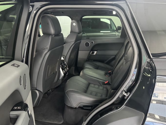 2025 Land Rover Range Rover Sport