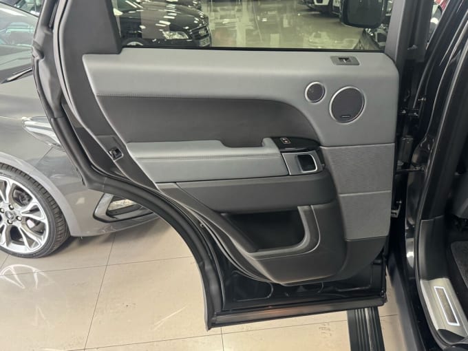 2025 Land Rover Range Rover Sport