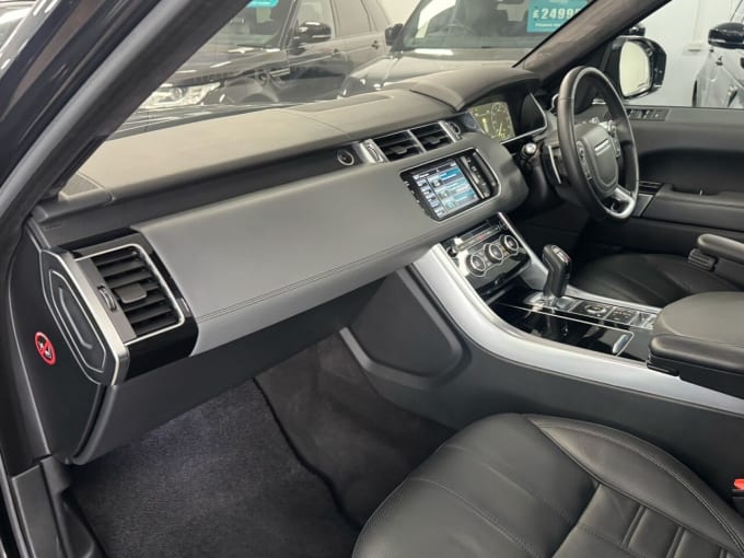 2025 Land Rover Range Rover Sport