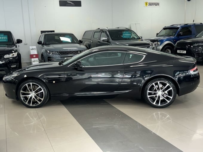 2025 Aston Martin Db9