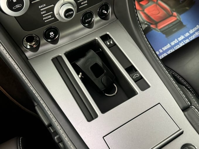 2025 Aston Martin Db9
