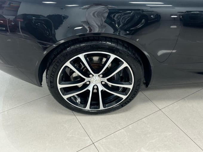 2025 Aston Martin Db9