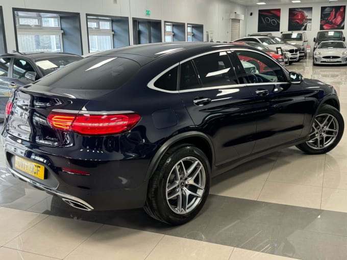 2025 Mercedes-benz Glc