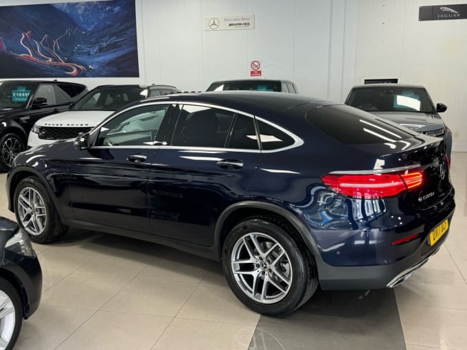 2025 Mercedes-benz Glc