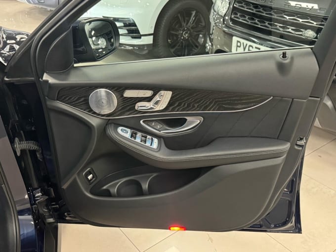 2025 Mercedes-benz Glc