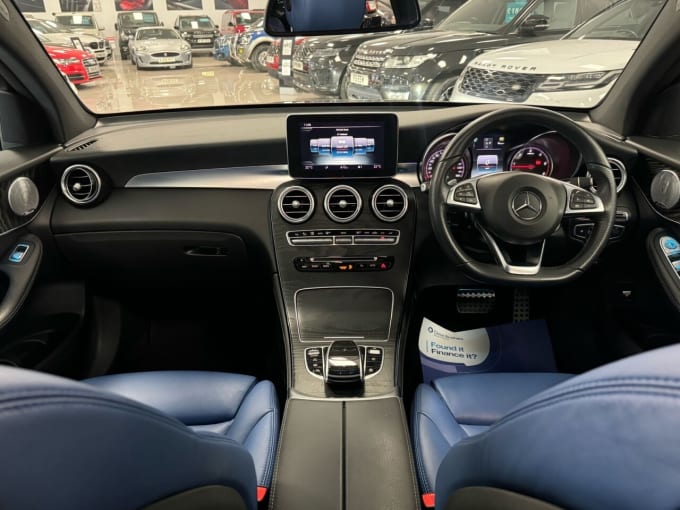 2025 Mercedes-benz Glc