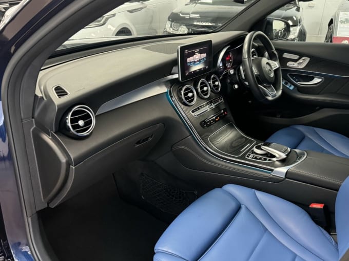 2025 Mercedes-benz Glc