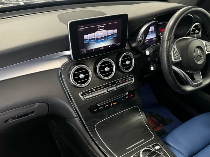 2025 Mercedes-benz Glc
