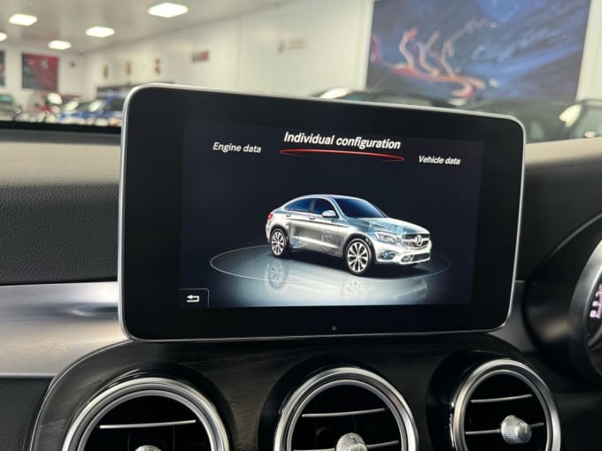2025 Mercedes-benz Glc