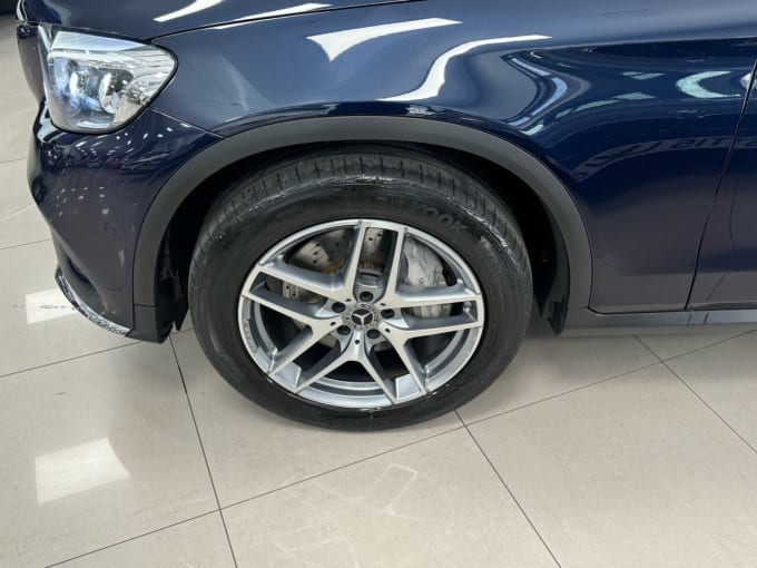 2025 Mercedes-benz Glc