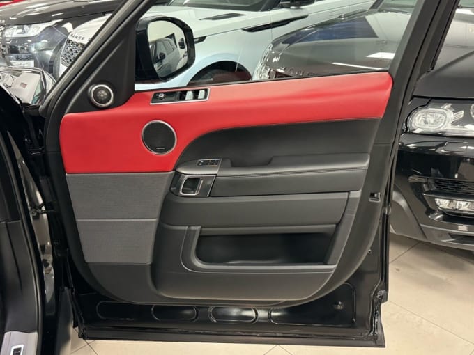 2025 Land Rover Range Rover Sport