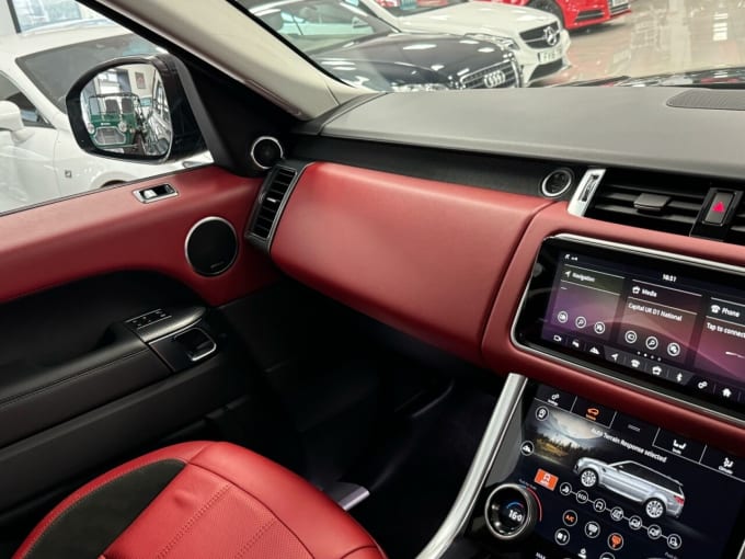 2025 Land Rover Range Rover Sport