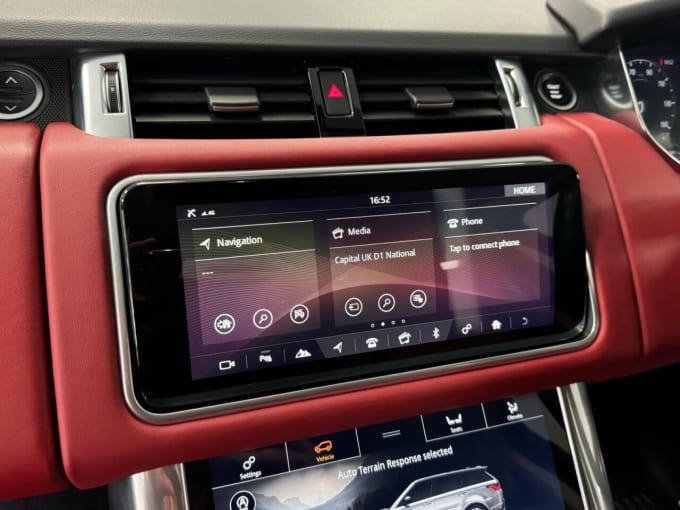 2025 Land Rover Range Rover Sport