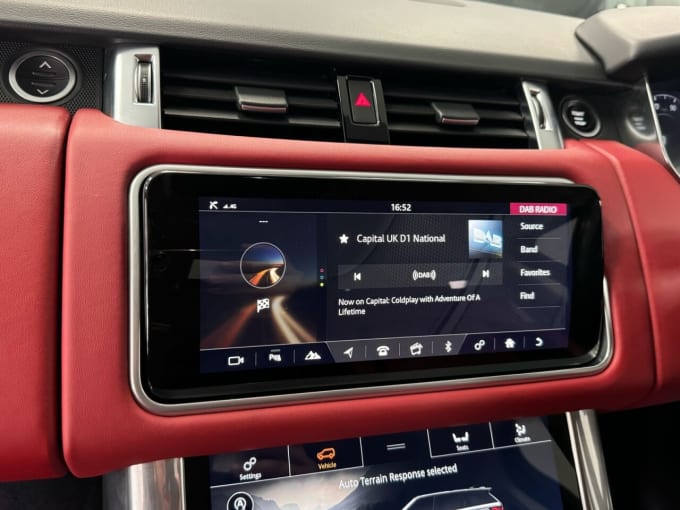 2025 Land Rover Range Rover Sport