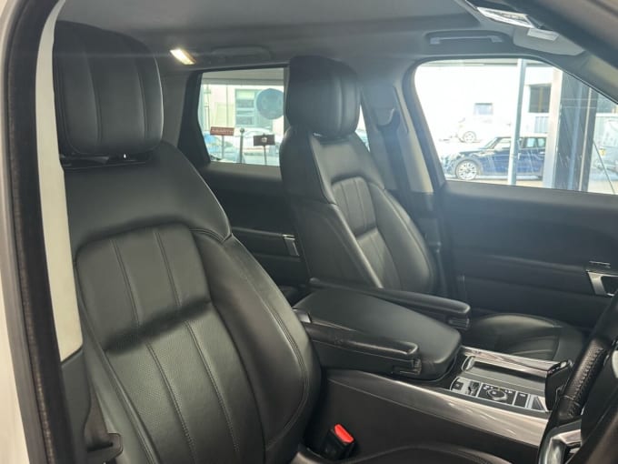 2025 Land Rover Range Rover Sport