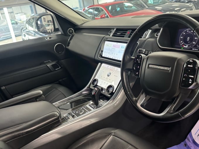 2025 Land Rover Range Rover Sport