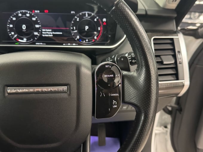 2025 Land Rover Range Rover Sport