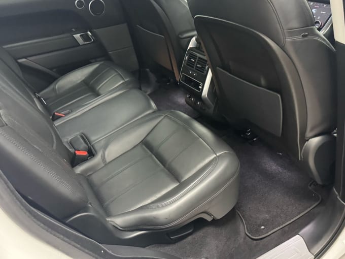 2025 Land Rover Range Rover Sport