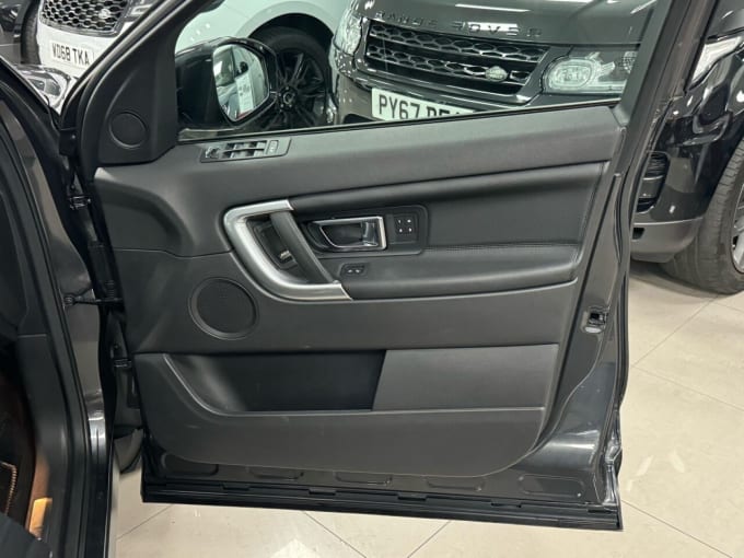 2025 Land Rover Discovery Sport