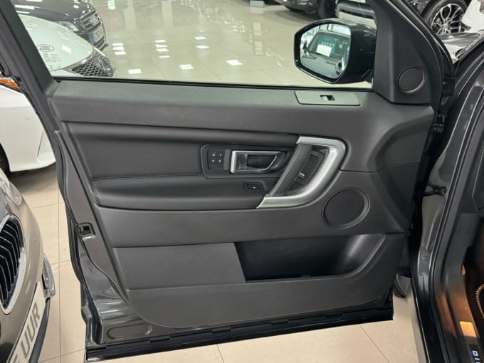 2025 Land Rover Discovery Sport